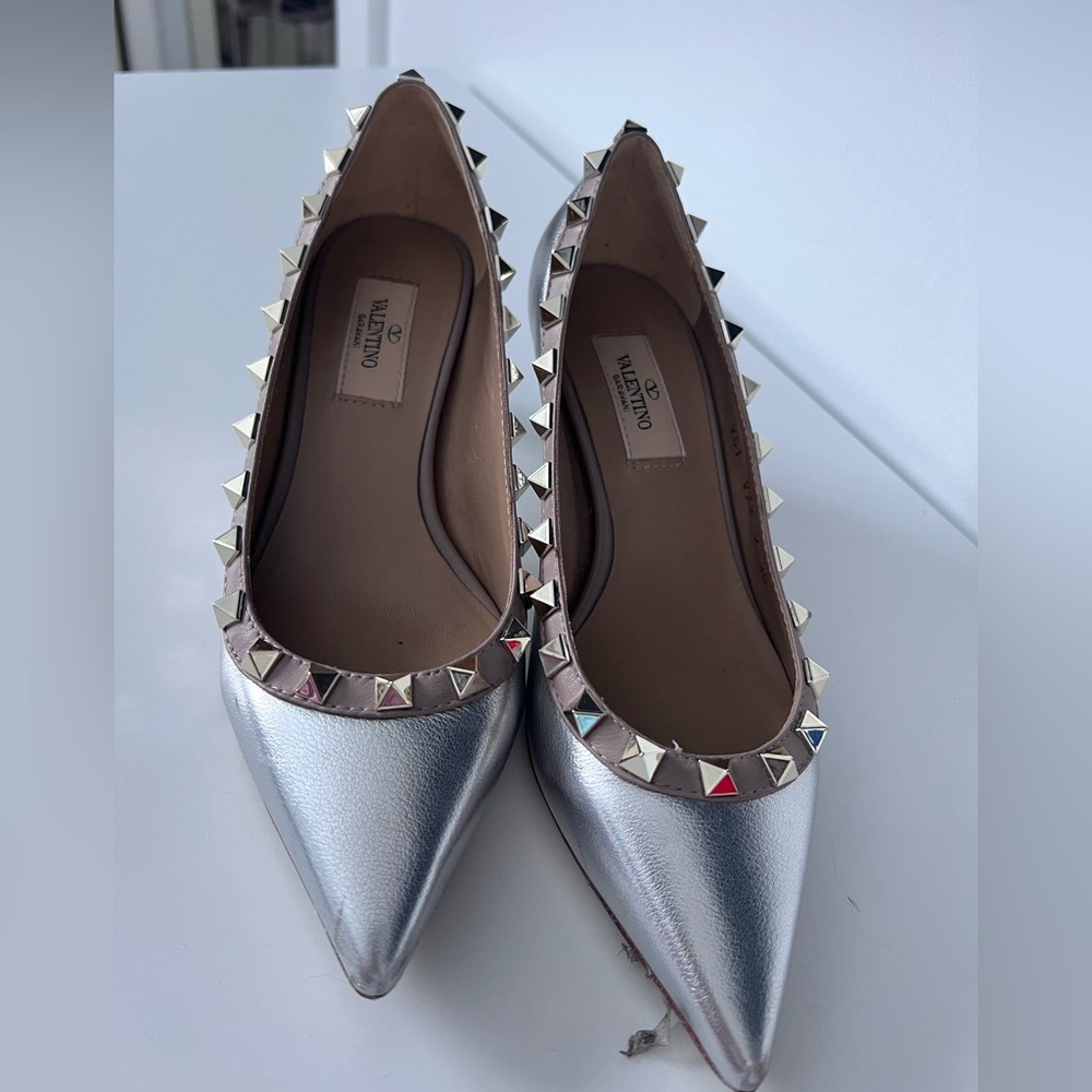 Valentino Garavani Metallic Silver Rockstud Pointed Flats